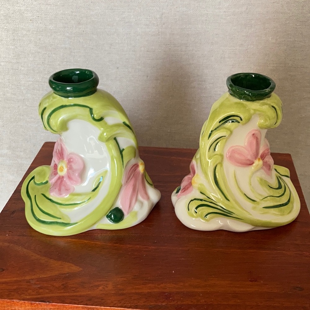 Vintage and rare (irregular) pair of Holland Mold candle holders